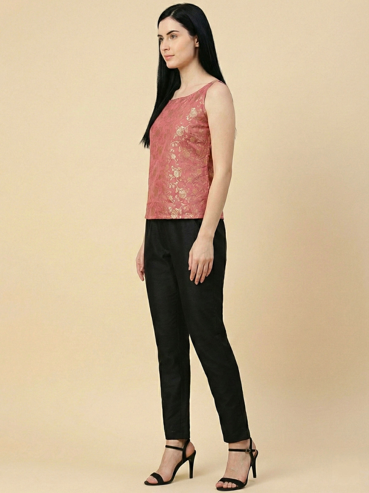 Pink Banarasi Jacquard Sleeveless Top with lining