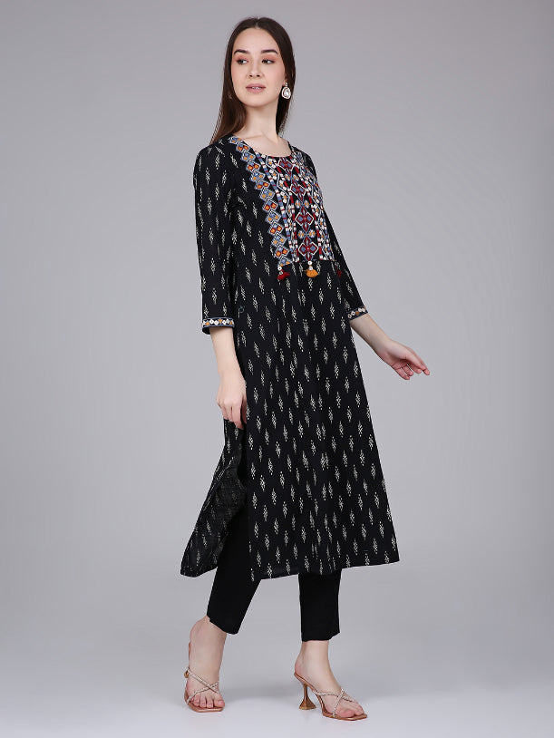 Black Ikat Print Cotton Kurta with Neck Embroidery