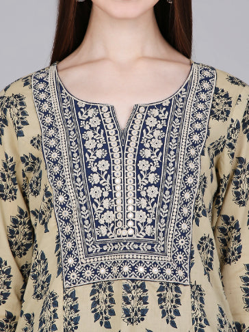 Cream Paisley Leaf Print Kurta with Neck Embroidery and Lace Inserts