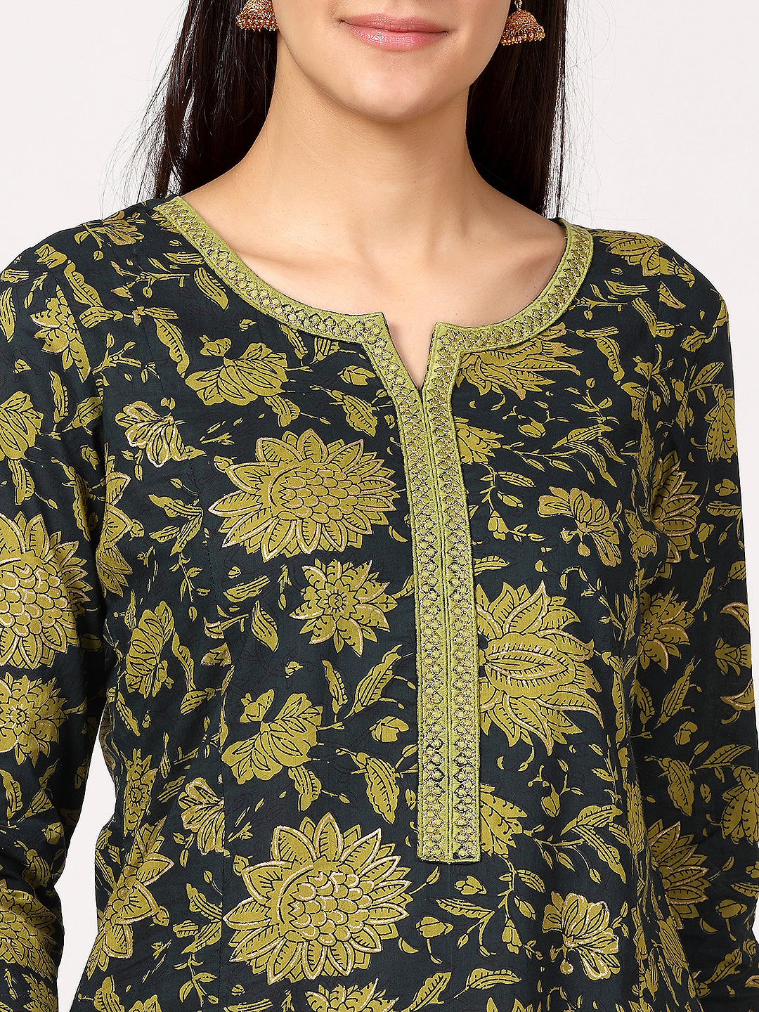 Green Floral Print Cotton Kurta with Neck Embroidery