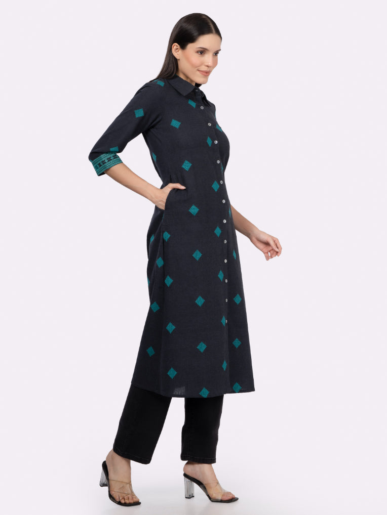 Grey Cotton Shirt Collar Kurta with Pockets & Sleeve Embroidery