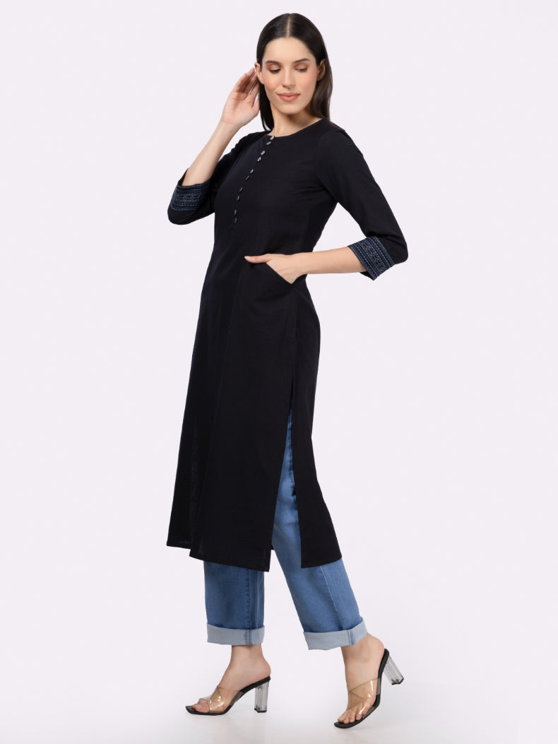 Black Solid Cotton Kurta with Pockets & Sleeve Embroidery