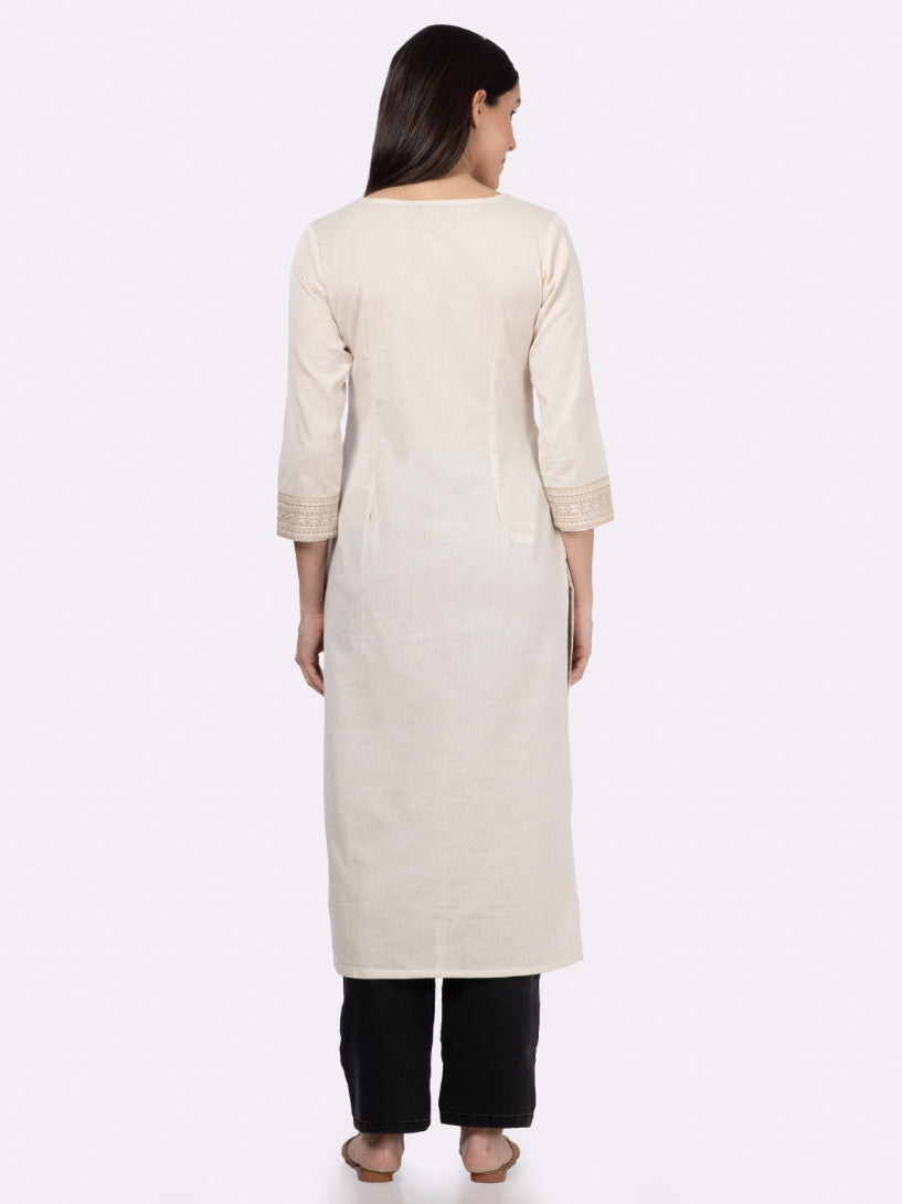 Off White Solid Cotton Kurta with Pockets & Sleeve Embroidery