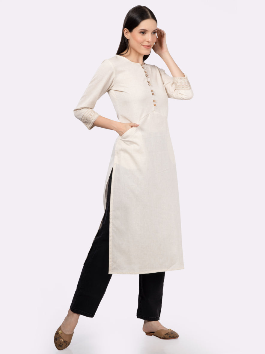 Off White Solid Cotton Kurta with Pockets & Sleeve Embroidery
