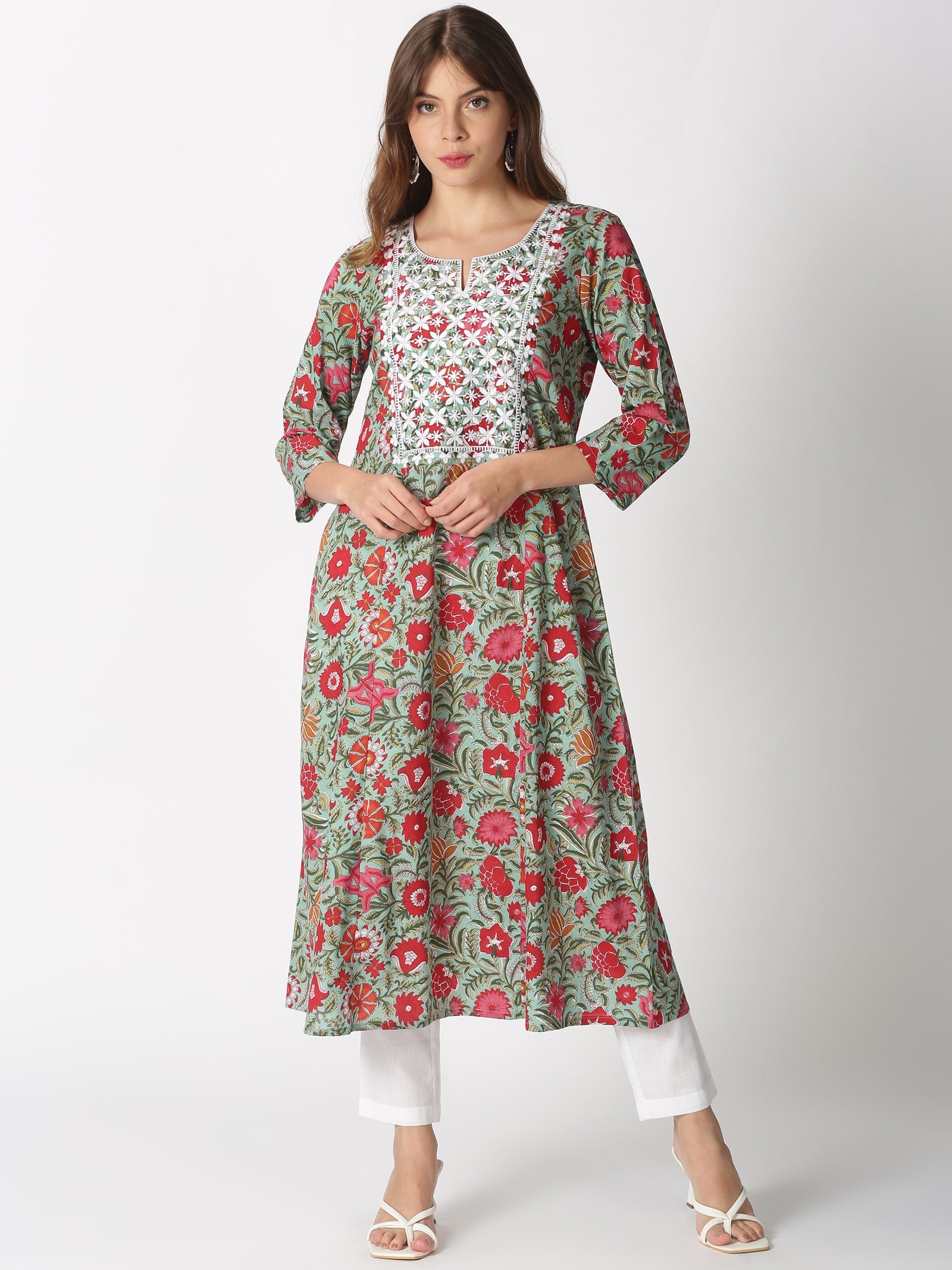 Pre Order: Faux Mirror And Thread Embroidered Off White Kurti With Sha |  Little Muffet
